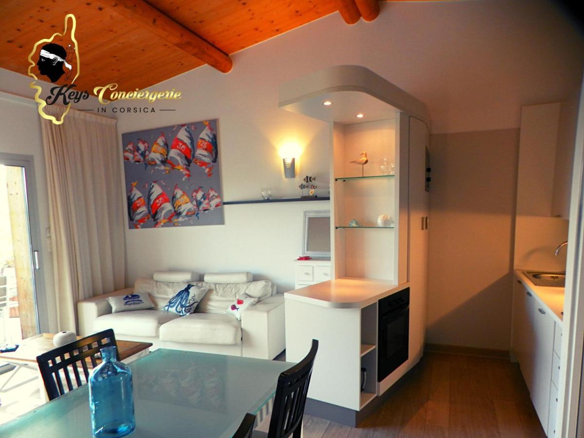 Residence Cala Sultana N62 - 4 Pers Avec Piscine Chauffee- Acces Prive A La Plage De Santa Giulia Porto-Vecchio  Eksteriør billede